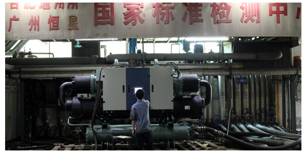 水冷工業(yè)冷水機(jī)組多項(xiàng)措施保護(hù)，運(yùn)行可靠